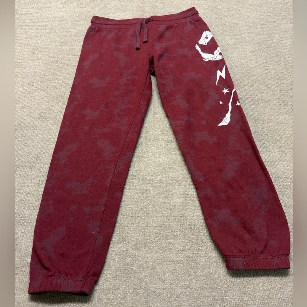 Harry Potter Women’s Jogger Sweatpants Wizarding World Burgundy Size M 1900